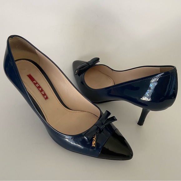 Prada Pointed toe Patent Leather Stiletto Heels Pumps with Bow - Picture 1 of 14